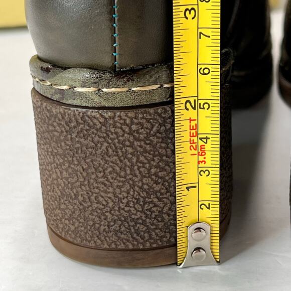L'Artiste by Spring Step Fallinluv Leather Boot Olive Multi Women 4.5-5 NWB - Picture 10 of 11